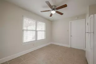 15934 Beechnut St, Houston, TX 77083 - Photo 32