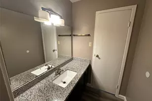 6601 Sands Point Dr, Houston, TX 77074 - Photo 10