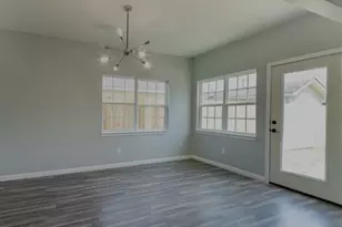 3925 McKinley St, Houston, TX 77051 - Photo 6