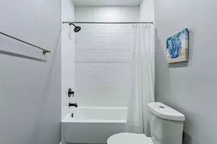 1040 Johnson Rd, Gilchrist, TX 77617 - Photo 36