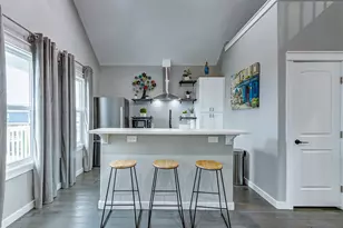 1040 Johnson Rd, Gilchrist, TX 77617 - Photo 14