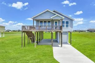 4015 Mitote Dr, Galveston, TX 77554 - Photo 2