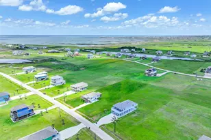 4015 Mitote Dr, Galveston, TX 77554 - Photo 8