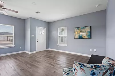 9814 Masterson St, Houston, TX 77029 - Photo 6