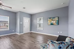9814 Masterson St, Houston, TX 77029 - Photo 6