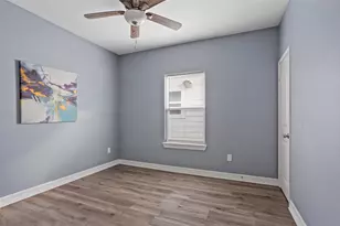 9814 Masterson St, Houston, TX 77029 - Photo 16