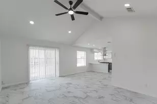 8706 Kirkmont Dr, Houston, TX 77089 - Photo 4