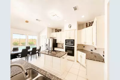 5507 Cranston Court, Sugar Land, TX 77479 - Photo 12
