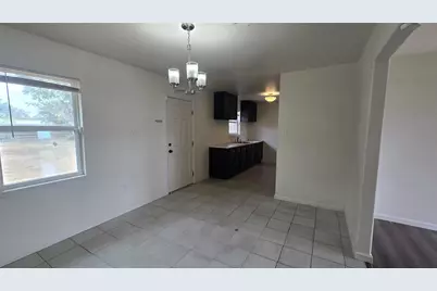 635 19th Street, Hempstead, TX 77445 - Photo 4