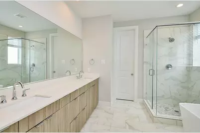 5903 Val Verde Street #D, Houston, TX 77057 - Photo 12