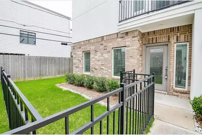 5903 Val Verde Street #D, Houston, TX 77057 - Photo 6