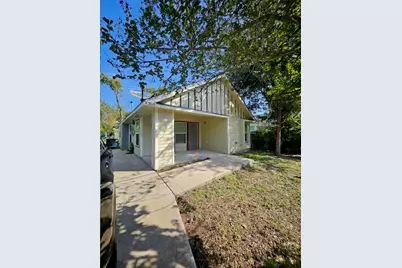 4305 Engleford Street, Houston, TX 77026 - Photo 2
