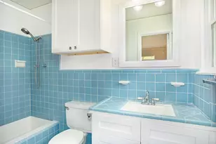 4602 Kinglet St, Houston, TX 77035 - Photo 8