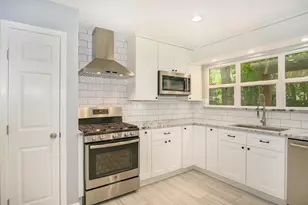 4602 Kinglet St, Houston, TX 77035 - Photo 4