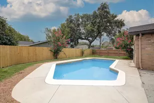 15507 Sierra Valle Dr, Houston, TX 77083 - Photo 4