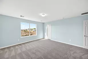 1010 Larks Trace Ln, Houston, TX 77090 - Photo 24