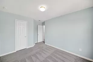 1010 Larks Trace Ln, Houston, TX 77090 - Photo 28