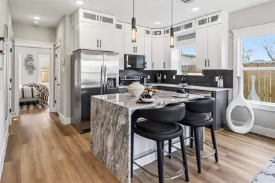 4624 Mayflower Street #B, Houston, TX 77033 - Photo 14