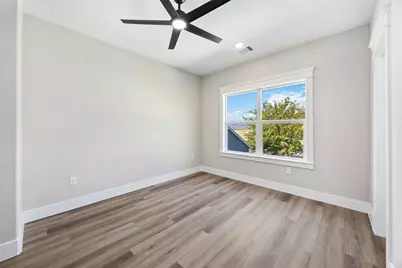 4624 Mayflower Street #B, Houston, TX 77033 - Photo 38