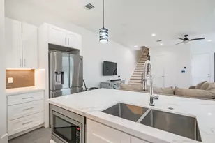 5209 Gano St, Houston, TX 77009 - Photo 12