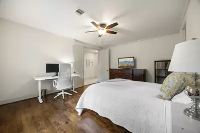 310 W Bell Street, Houston, TX 77019 - Photo 10