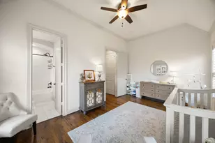 310 W Bell St, Houston, TX 77019 - Photo 36