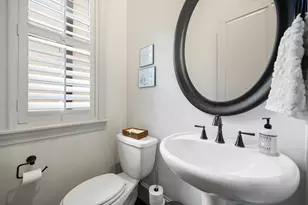 310 W Bell St, Houston, TX 77019 - Photo 28
