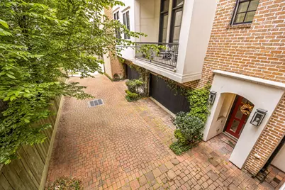 310 W Bell Street, Houston, TX 77019 - Photo 18