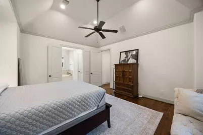 310 W Bell Street, Houston, TX 77019 - Photo 30