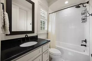 310 W Bell St, Houston, TX 77019 - Photo 36