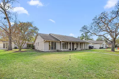 11403 Cold Spring Drive, Houston, TX 77043 - Photo 4