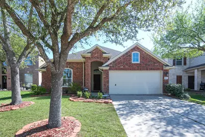 880 Falling Springs Lane, League City, TX 77573 - Photo 1