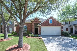880 Falling Springs Ln, League City, TX 77573 - Photo 1