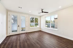 1525 Caywood Ln, Houston, TX 77055 - Photo 6