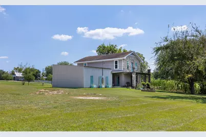 10415 McKnight Road, Brenham, TX 77833 - Photo 4