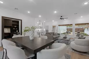 5042 Briarbend Dr, Houston, TX 77035 - Photo 12
