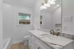 5042 Briarbend Dr, Houston, TX 77035 - Photo 26