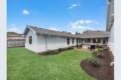 5042 Briarbend Drive, Houston, TX 77035 - Photo 36