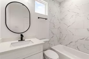 8121 Grandview St, Houston, TX 77051 - Photo 18