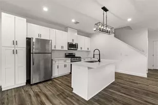 8121 Grandview St, Houston, TX 77051 - Photo 4