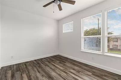 8121 Grandview Street, Houston, TX 77051 - Photo 16