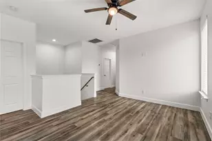 8121 Grandview St, Houston, TX 77051 - Photo 8