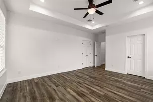 8121 Grandview St, Houston, TX 77051 - Photo 10