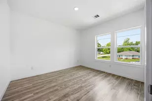 7502 Laura Koppe Rd, Houston, TX 77028 - Photo 14