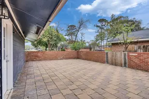 1630 Hollow Hook Rd, Houston, TX 77080 - Photo 12