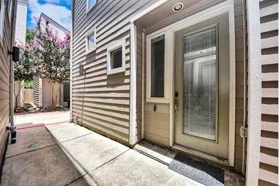 5326 Avenue J, Houston, TX 77011 - Photo 2