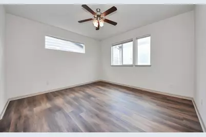 5326 Avenue J, Houston, TX 77011 - Photo 24