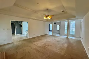 303 Waterwood Dr, Orange, TX 77630 - Photo 10