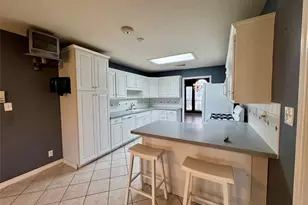 303 Waterwood Dr, Orange, TX 77630 - Photo 6