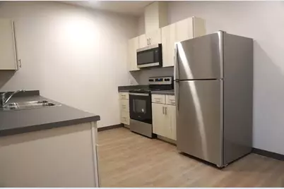 511 S Interlake Rd, Moses Lake, WA 98837 - Photo 2